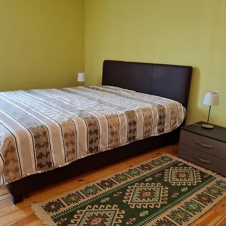 Anna Bella Apartman Дьюла Экстерьер фото